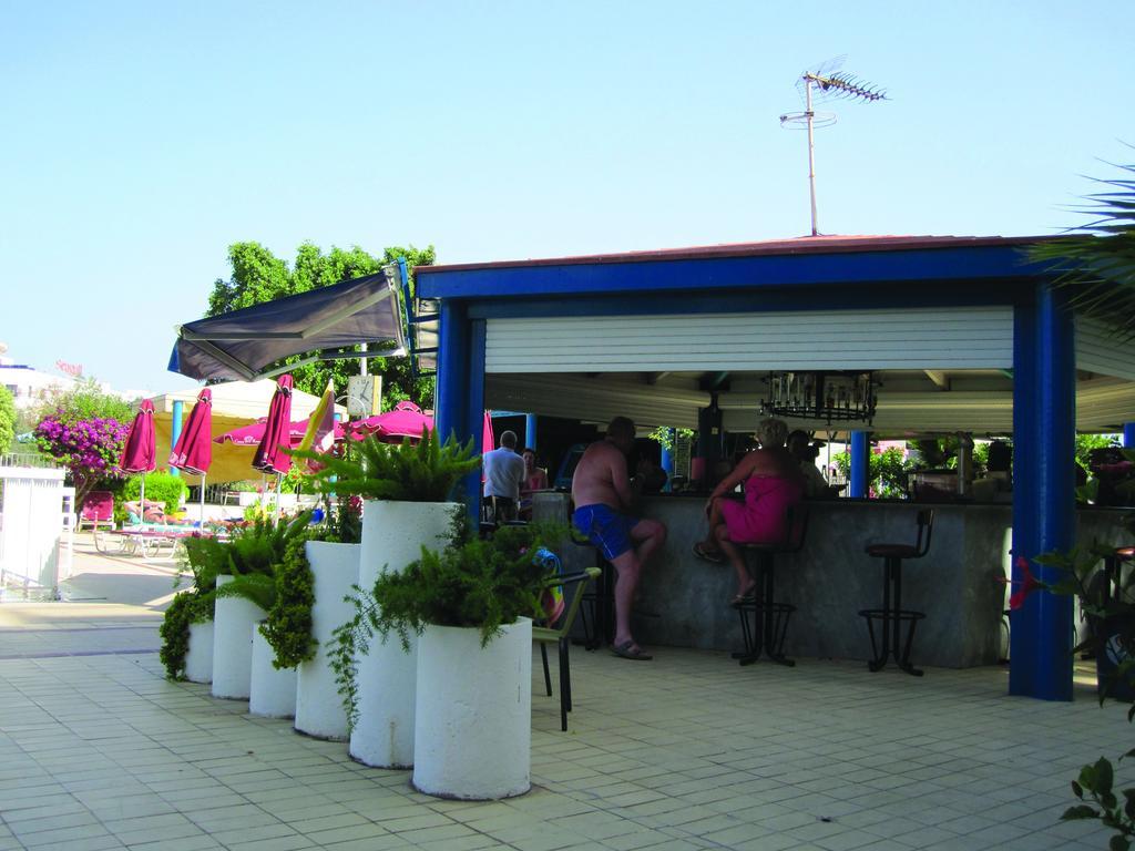 Crown Resorts Elamaris Protaras Exterior photo