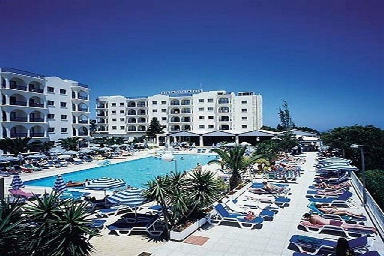 Crown Resorts Elamaris Protaras Exterior photo